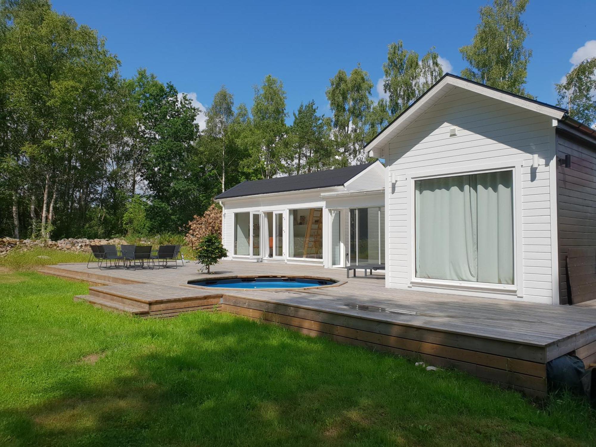 Cabin In The Forest With Spa Bath Västra Torup Exterior foto